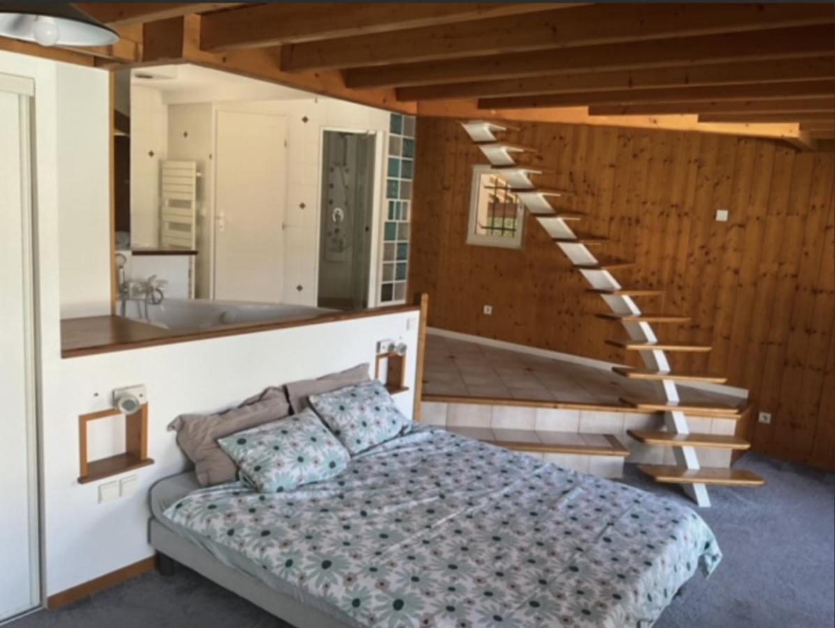 Villa Avec Piscine, Vue Lac Et Montagne سُفرييه المظهر الخارجي الصورة